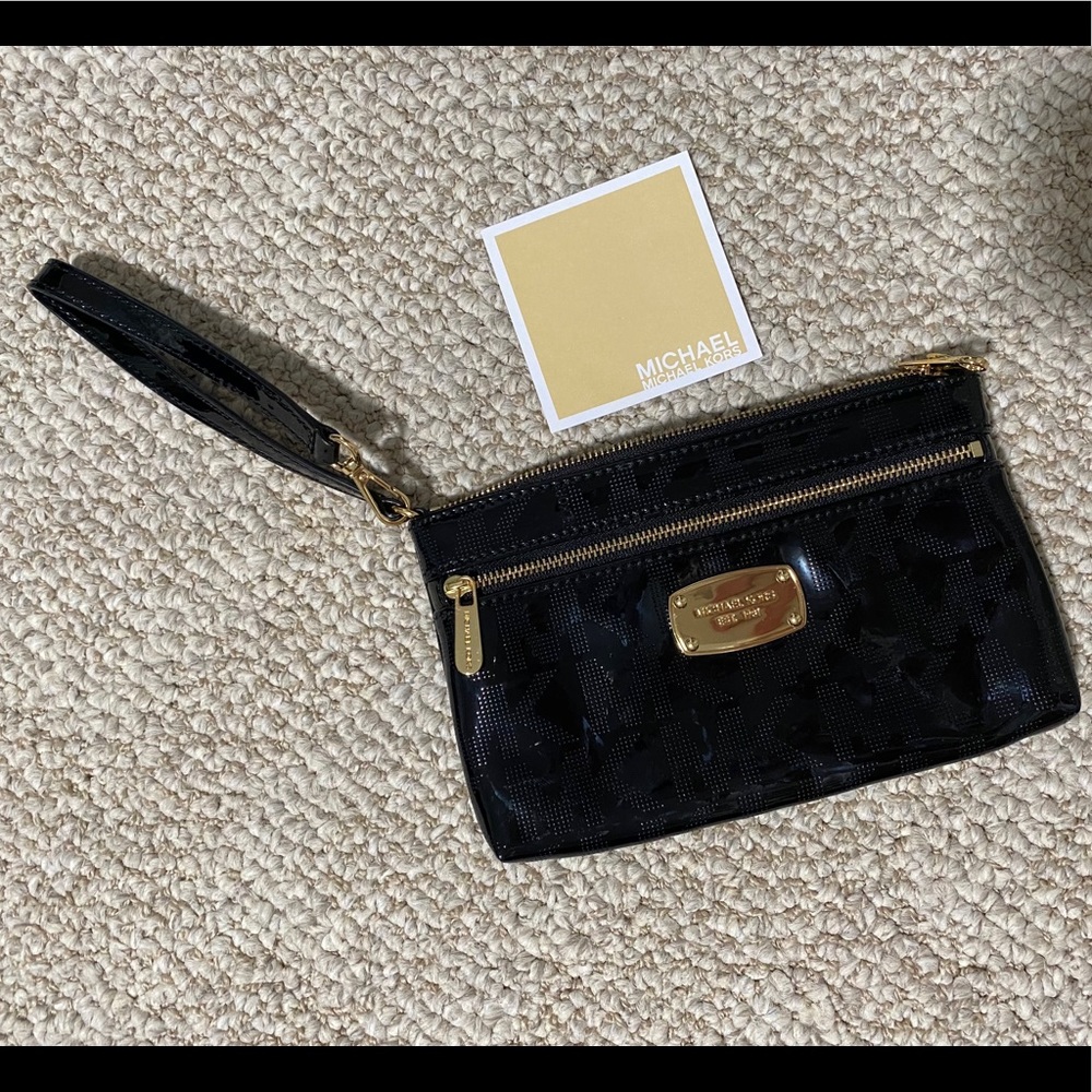NWOT Michael Kors black wristlet